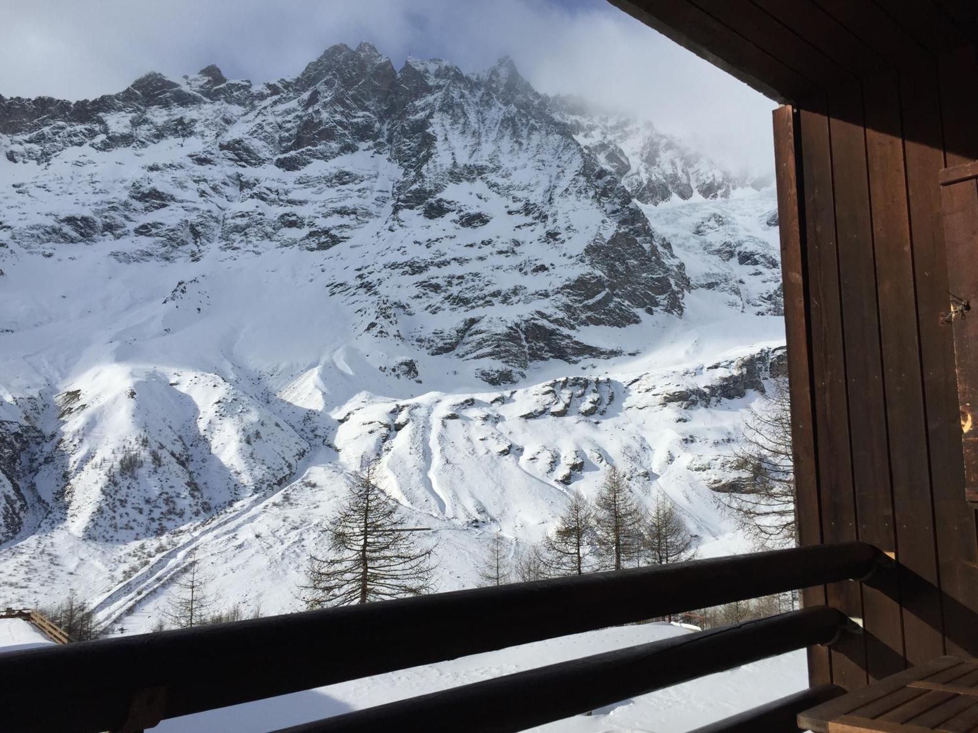 Base Camp Alpine Apartments Breuil-Cervinia Habitación foto