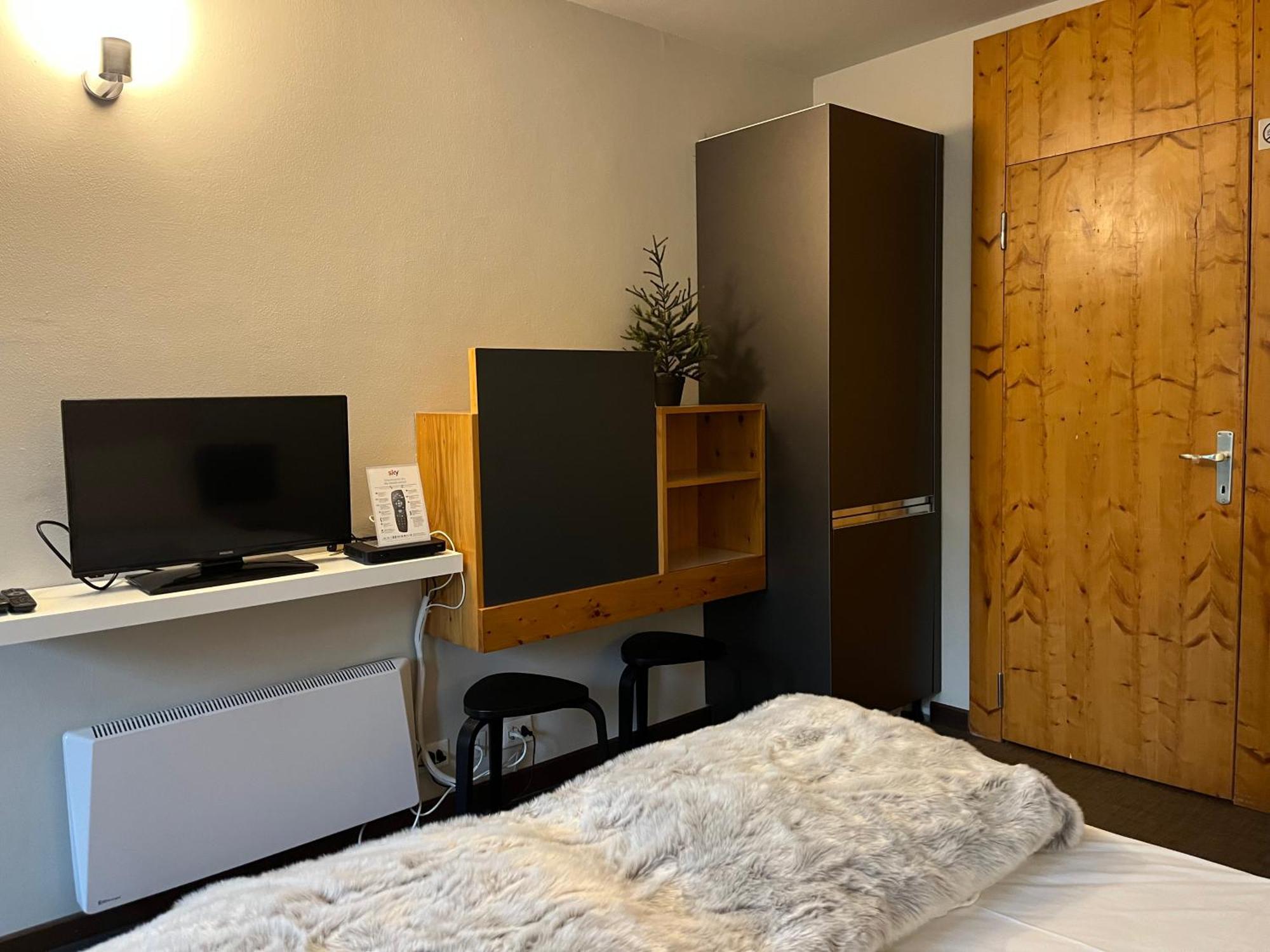 Base Camp Alpine Apartments Breuil-Cervinia Habitación foto