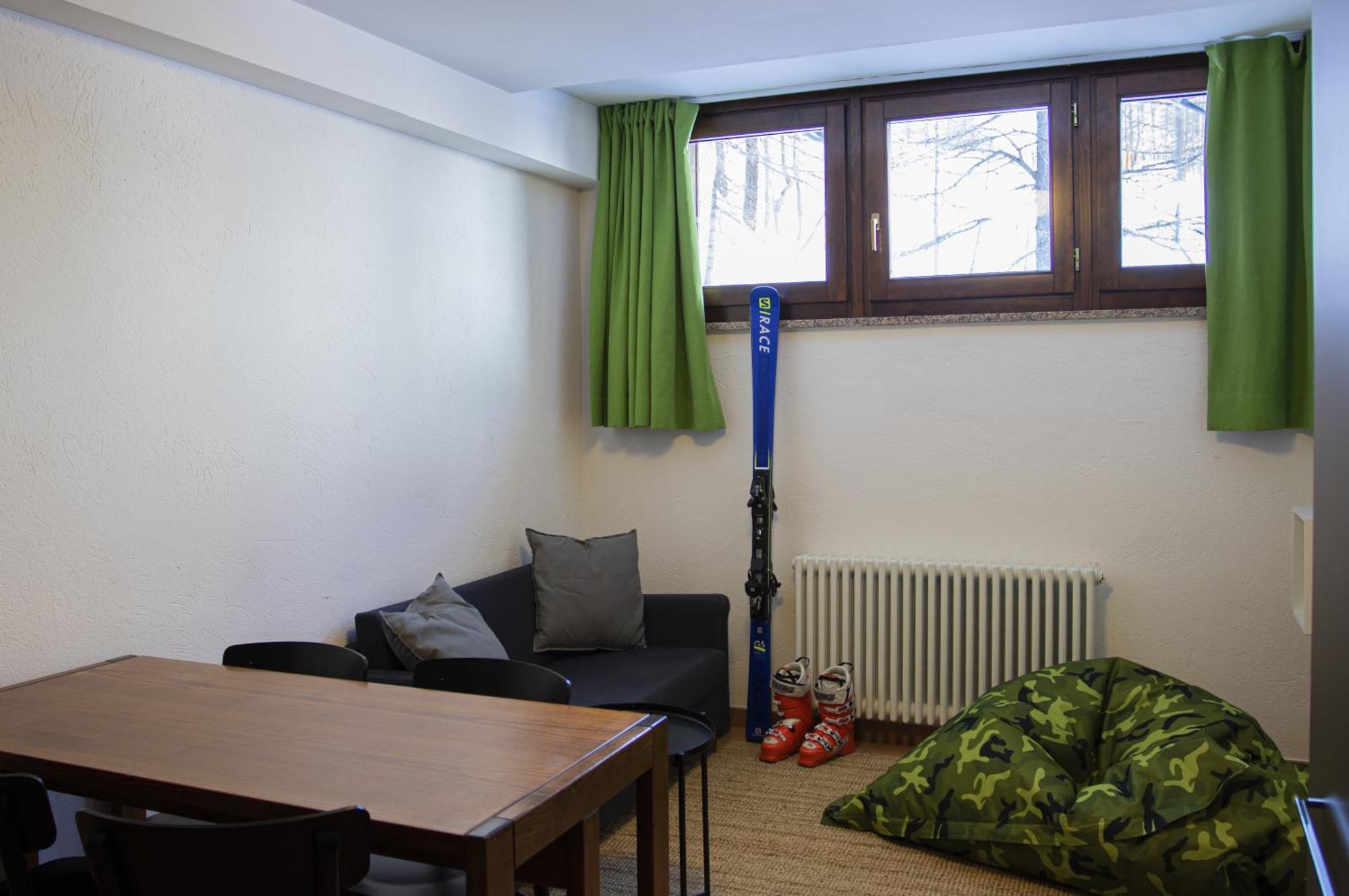 Base Camp Alpine Apartments Breuil-Cervinia Habitación foto