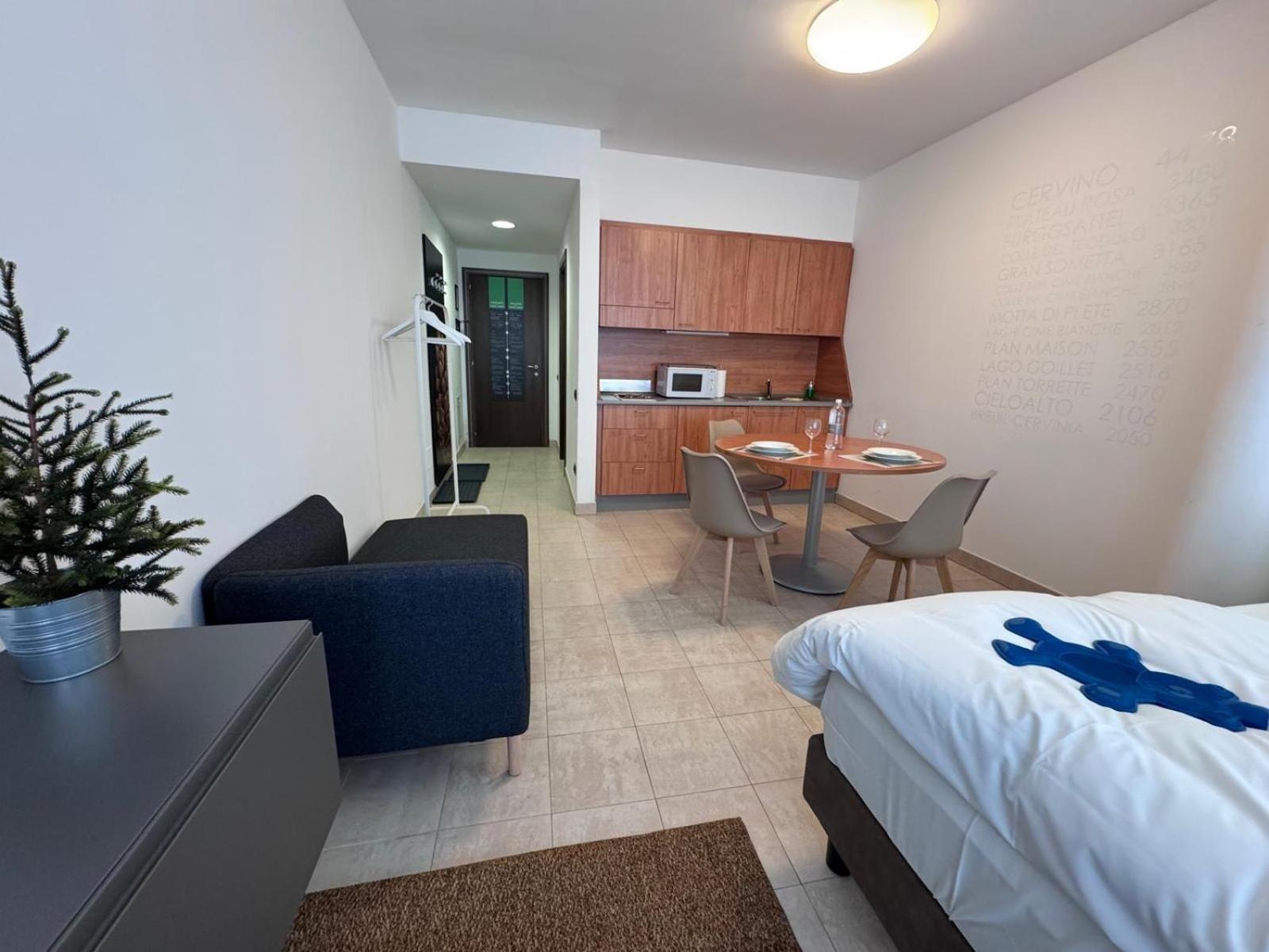 Base Camp Alpine Apartments Breuil-Cervinia Habitación foto